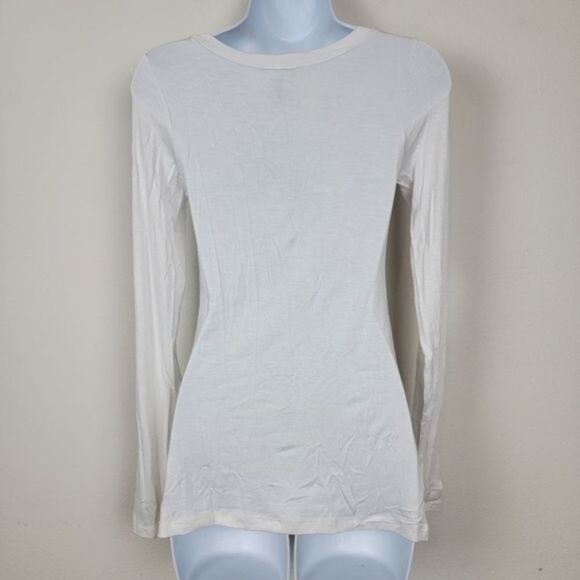 Guess by Marciano white gold vneck long sleeves shirt top size Medium - Picture 5 of 6